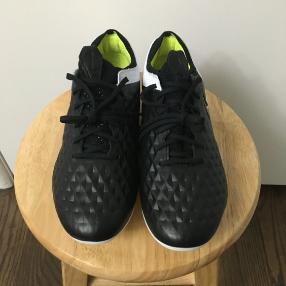 Nike Tiempo Legend 8 Elite FG B&W-Volt cleats - Picture 3 of 12